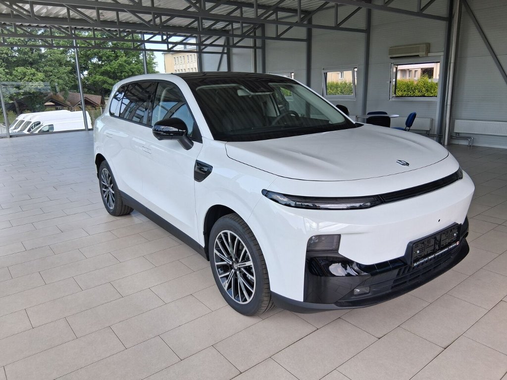 B10 DESIGN 67,1 kWh
