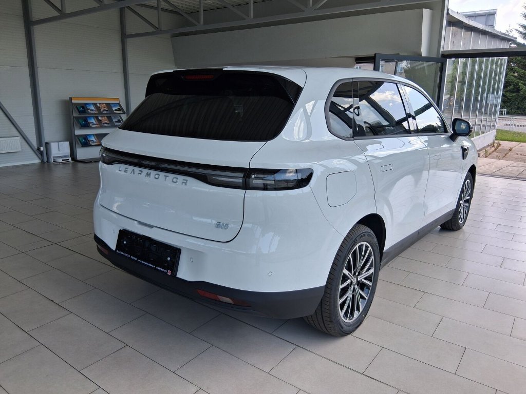 B10 DESIGN 67,1 kWh